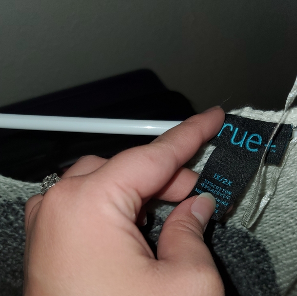 SOLD ‼️ - Picture 2 of 3